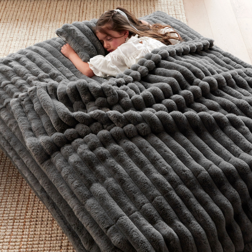 Crash Cloud ~ Charcoal Ribbed