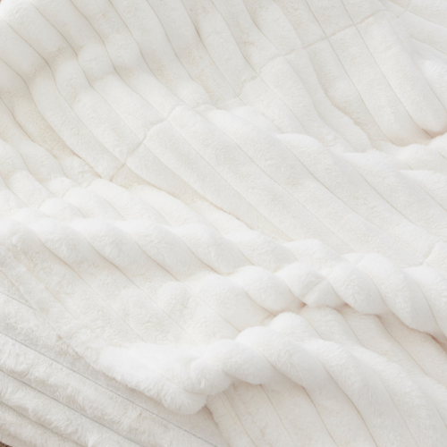 Cosy Cloud (L) ~ White Ribbed